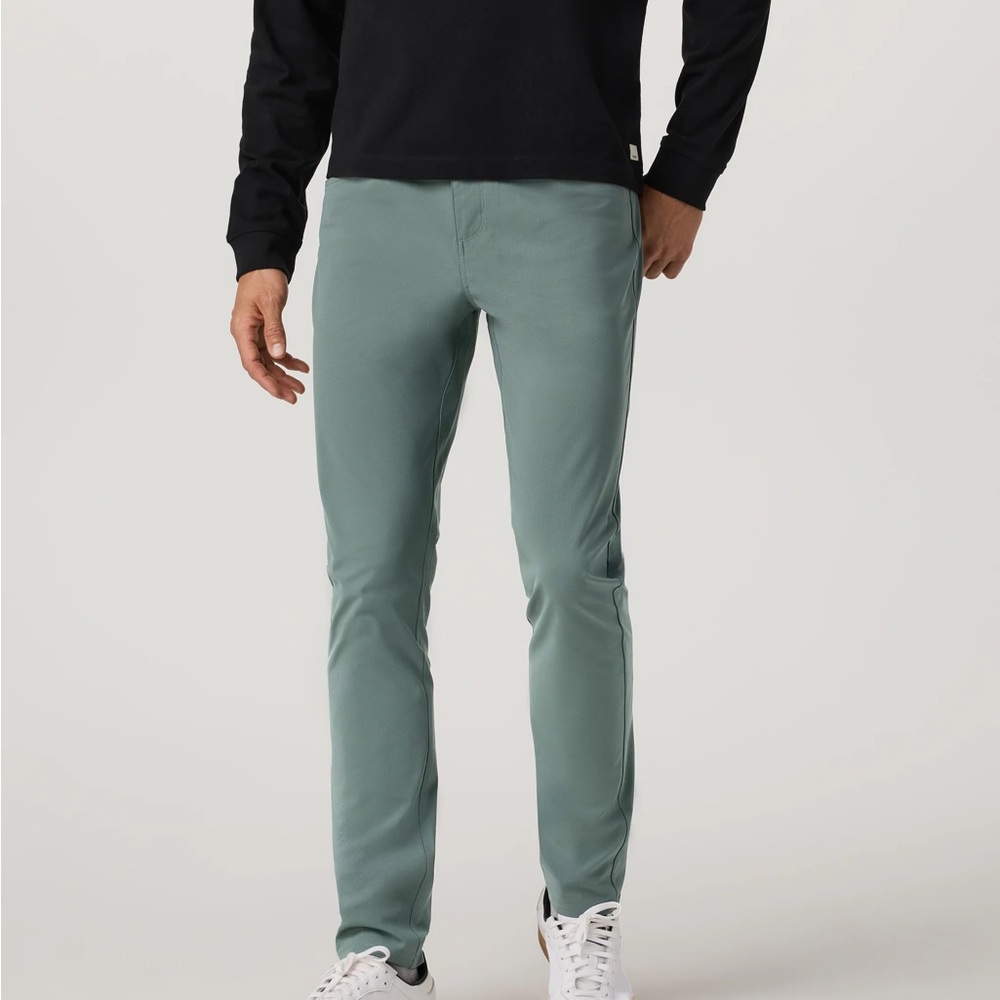 Vuori Meta Pant Athletic Slim fit 30” length 32” waist.